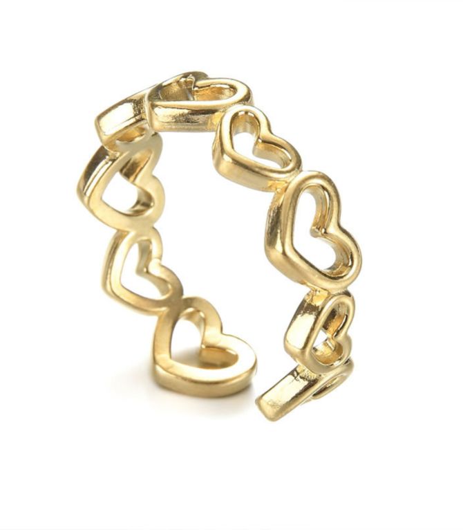 Anillo dorado corazones