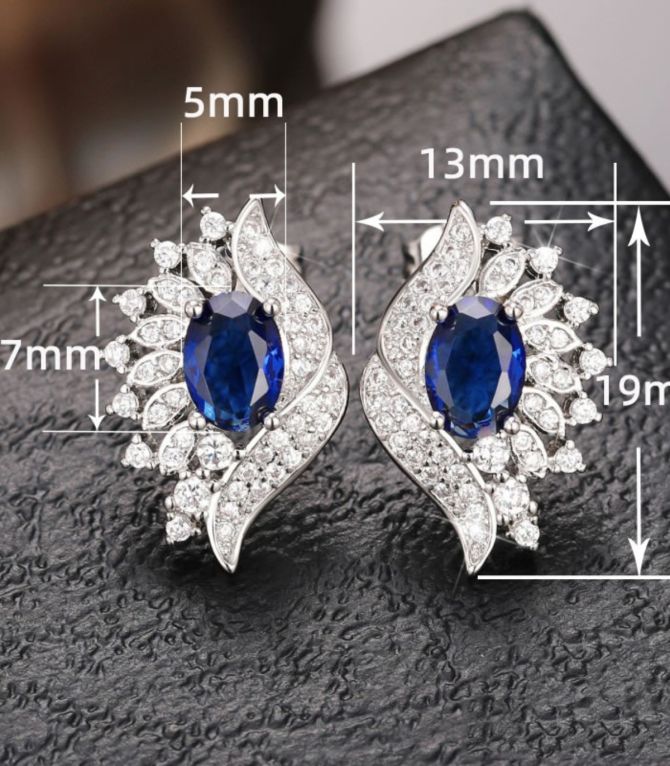 Aretes diamond lace