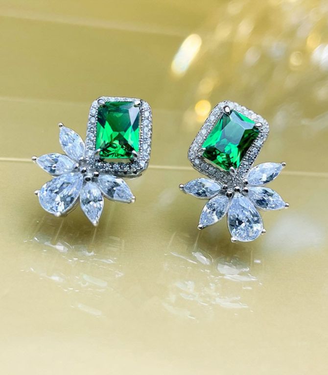 Aretes green square stud