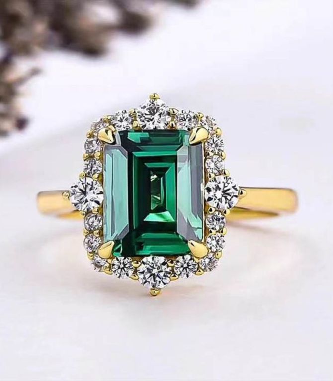 Anillo green diamond square 8