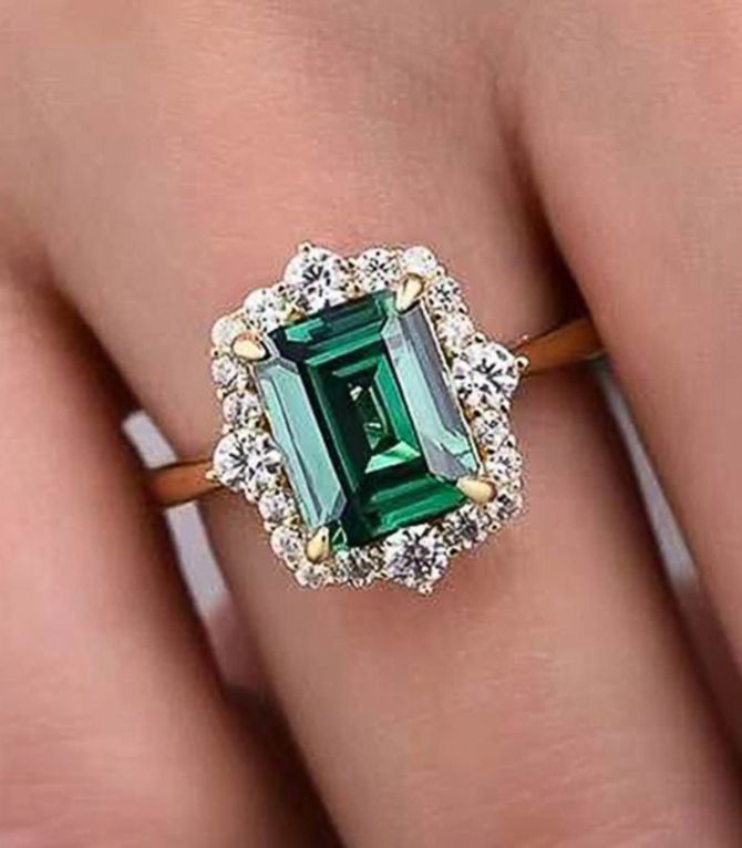 Anillo green diamond square 8