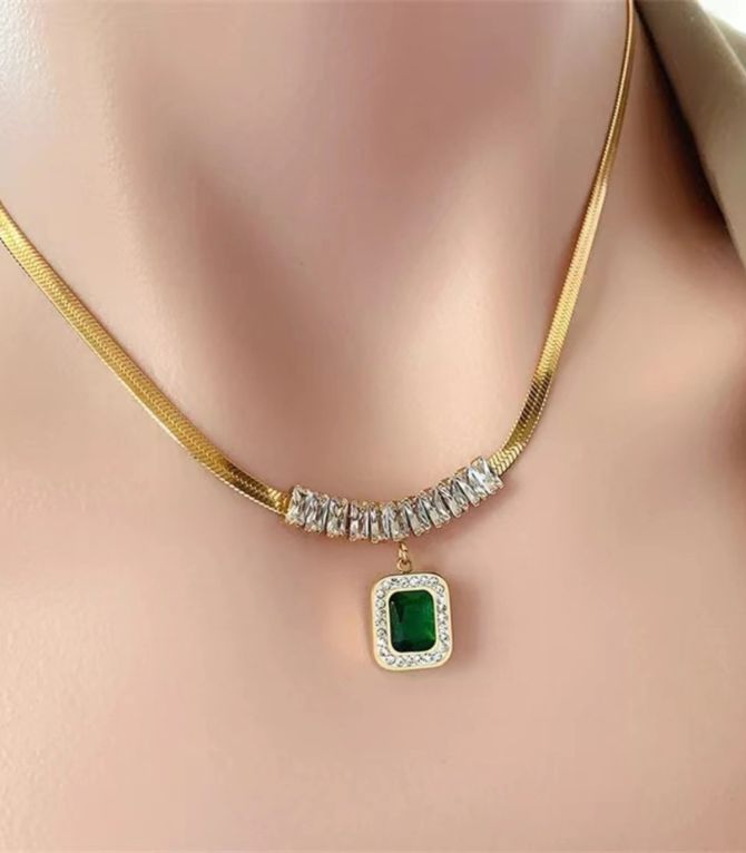 Collar diamond square