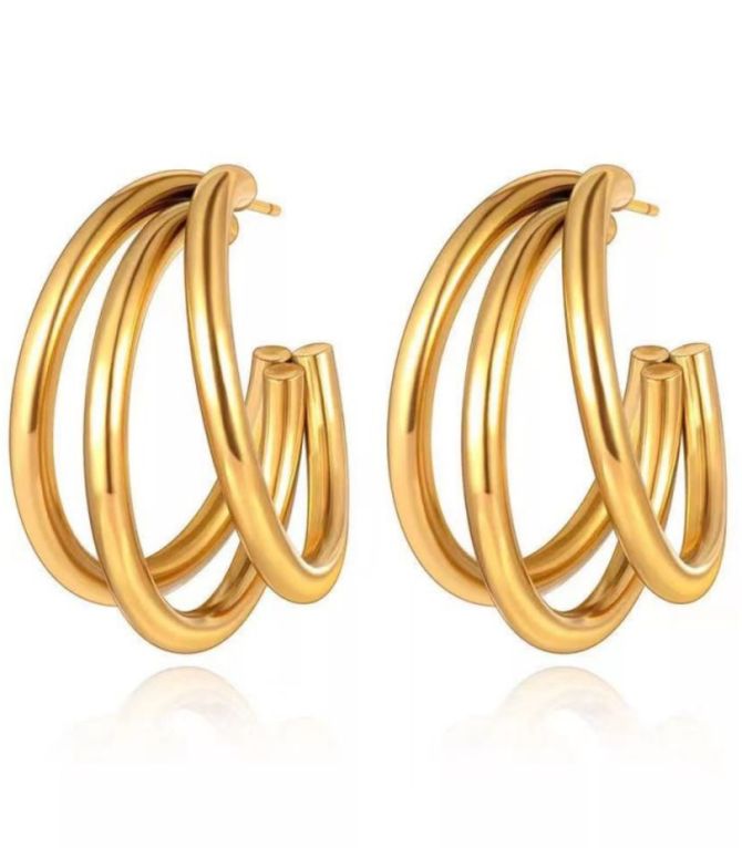 Aretes dorados multilayer