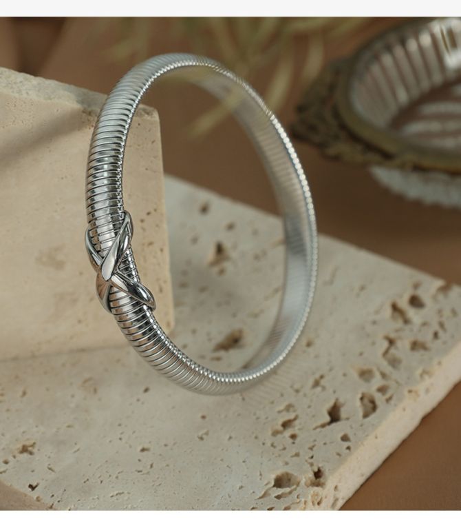 Brazalete plata cruz