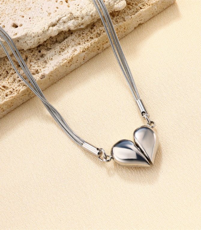 Collar love silver