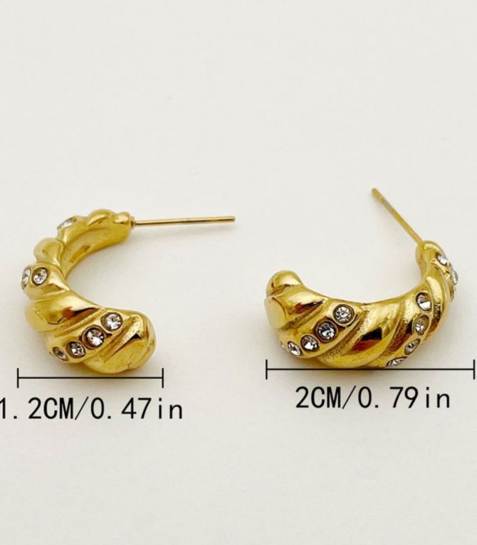 Aretes dorados con zirconias