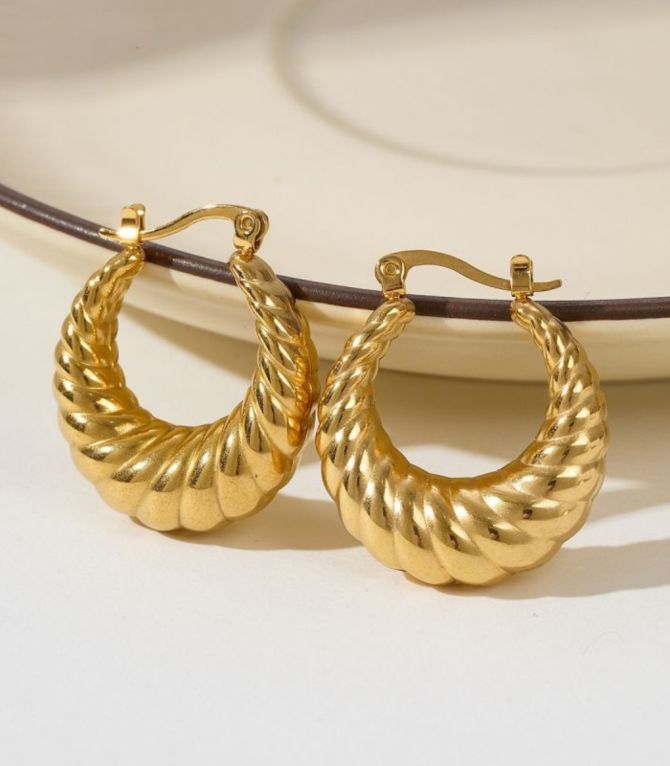 Aretes twist round