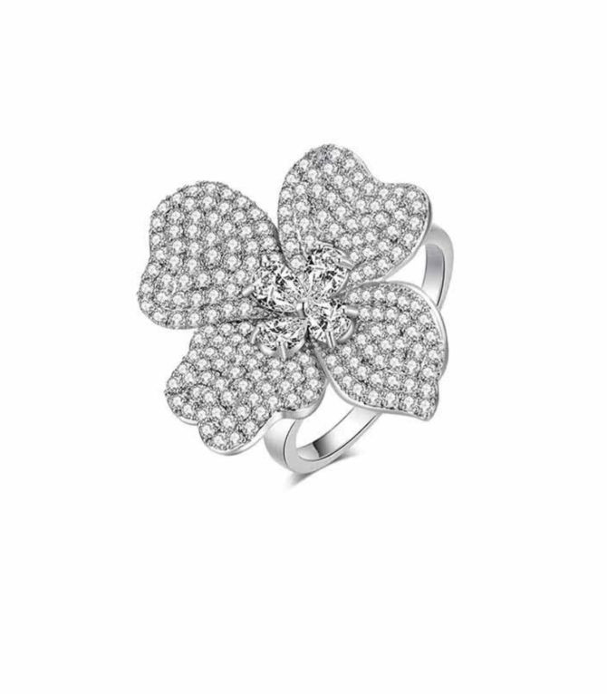 Anillo diamond flower