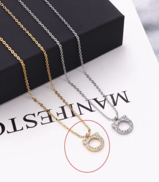 Collar gold alphabet zirconium