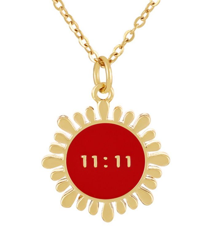 Collar rojo 11:11