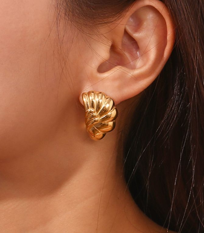 Aretes dorados wave