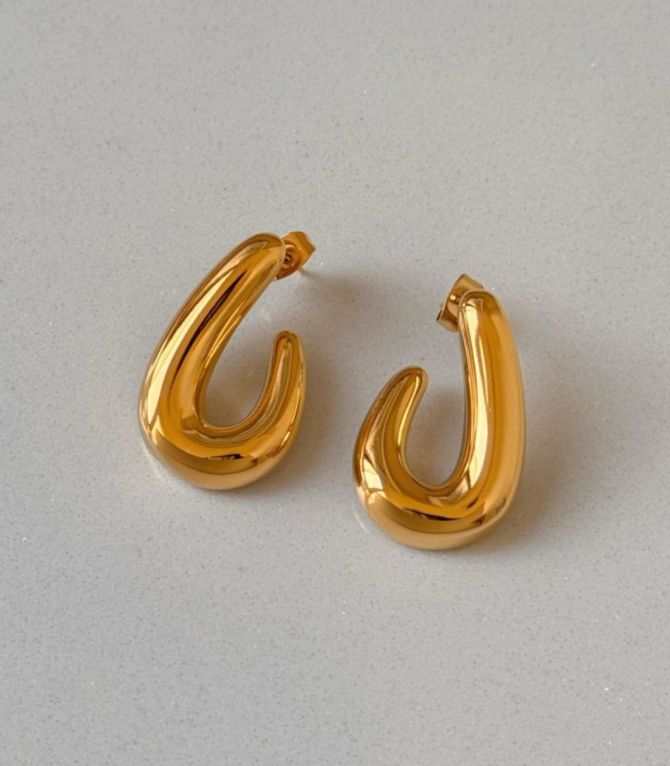 Aretes gold geometric stud