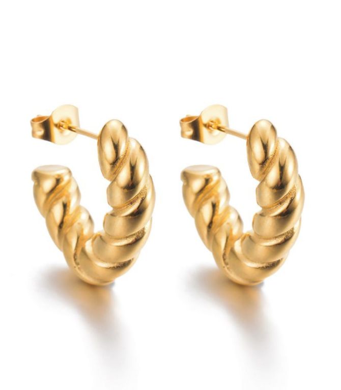 Aretes twist irregular c shaped