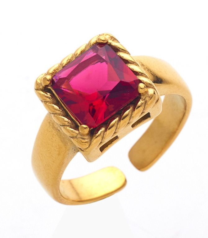 Anillo gold red square diamond