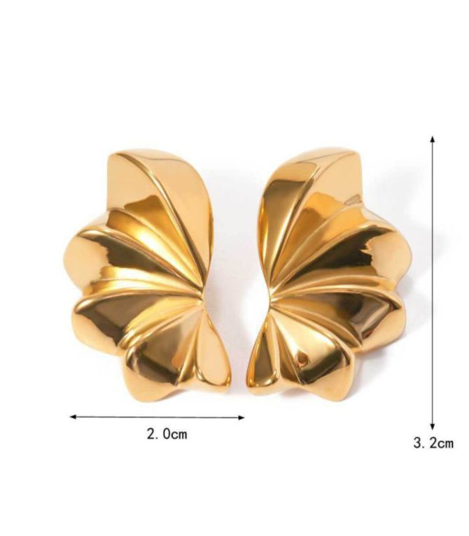 Aretes dorados geométricos