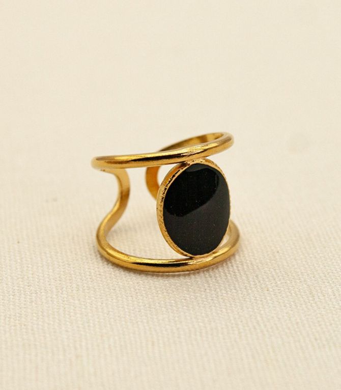 Anillo oval negro