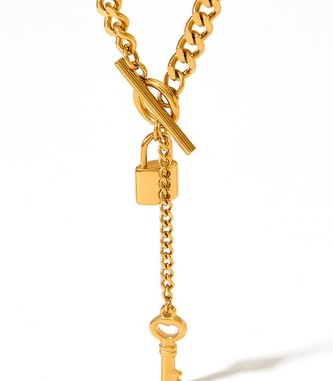 Collar gold lock key ot clasp Y