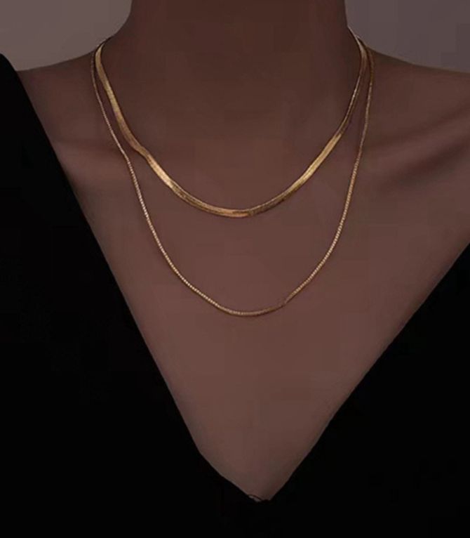 Collar dorado doble layer