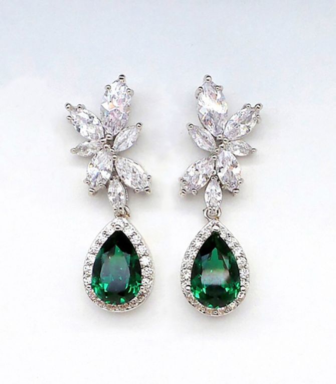 Aretes green teardrop zirconias