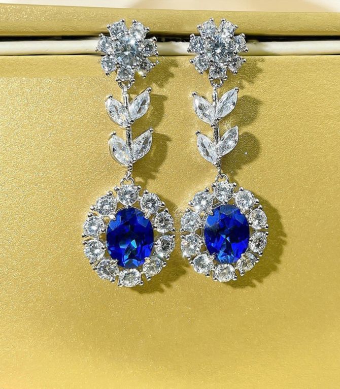 Aretes blue oval zirconias