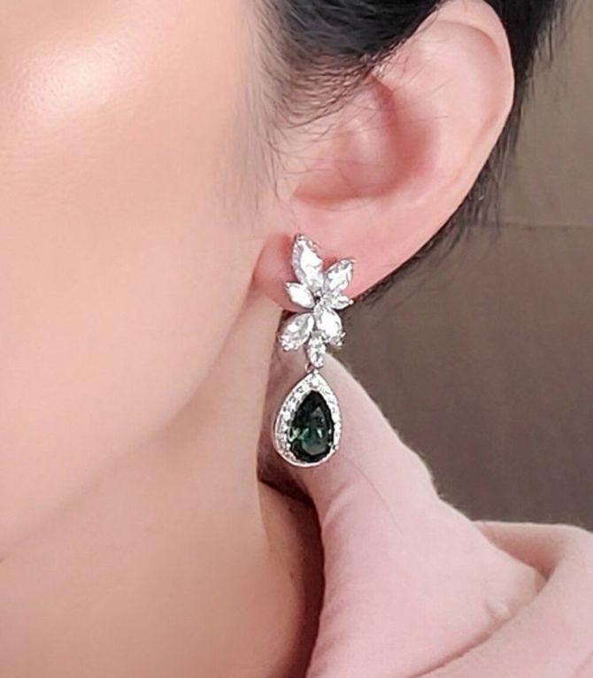 Aretes green teardrop zirconias