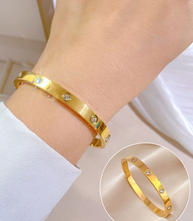 Brazalete dorado con zirconias