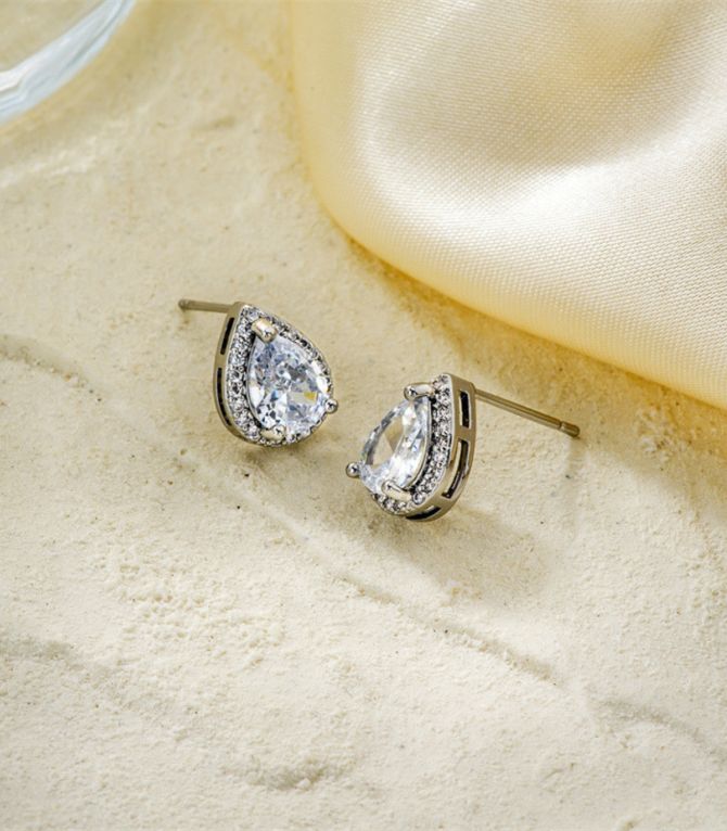 Aretes silver teardrop