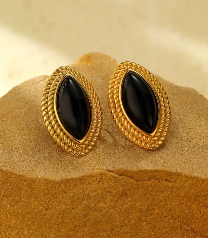 Aretes black onyx horse eye