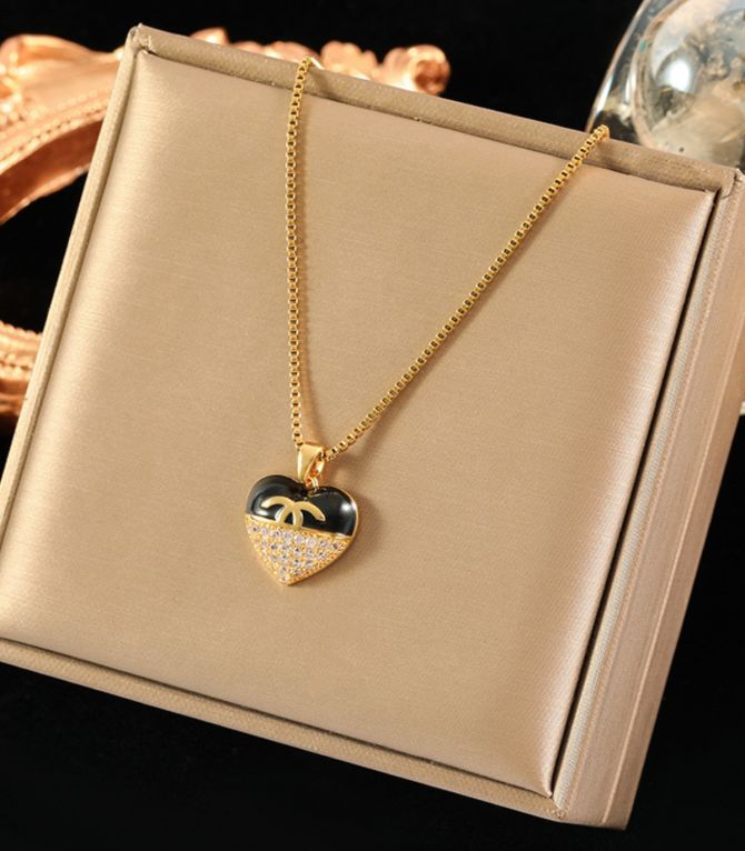 Collar gold diamond heart