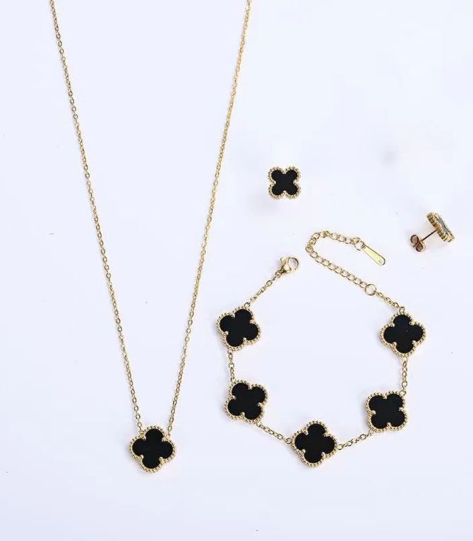 Set clover negro