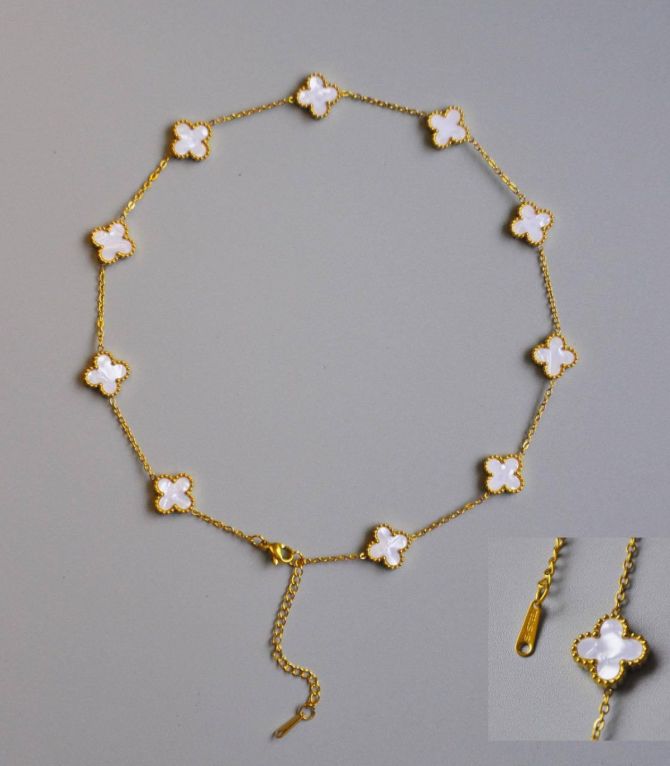 Collar 10 clover blanco