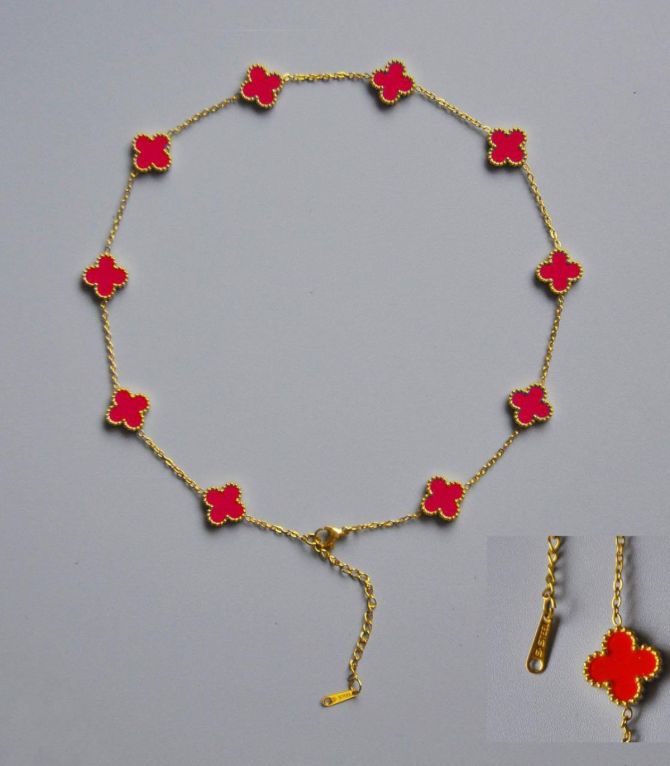 Collar 10 clover rojo