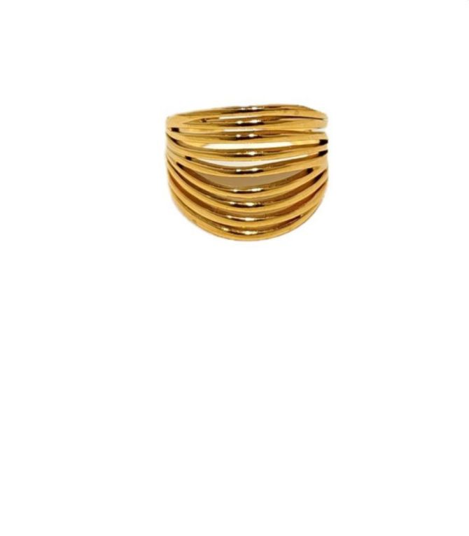 Anillo dorado nine layer