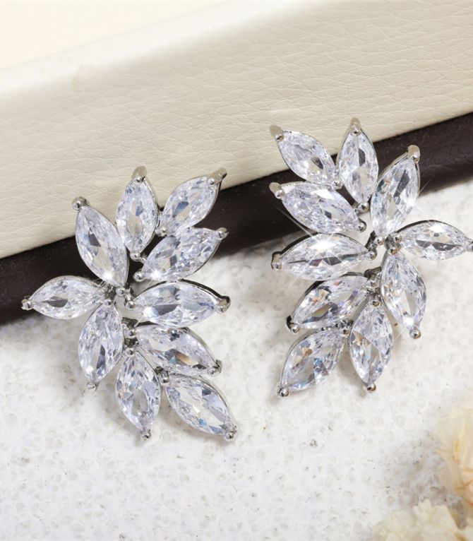 Aretes silver leaf diamonds