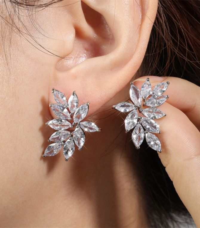 Aretes silver leaf diamonds