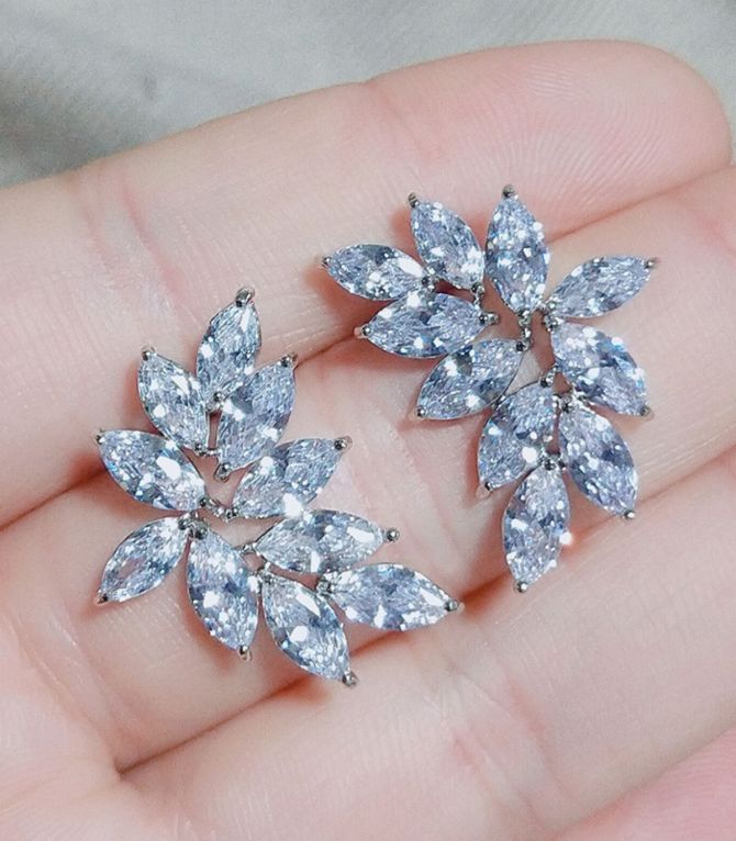 Aretes silver leaf diamonds