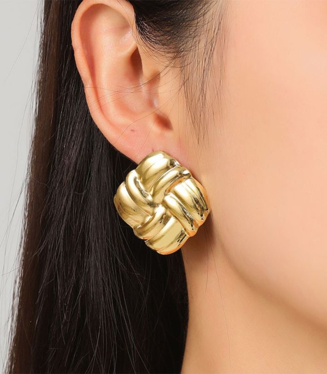 Aretes gold square twist