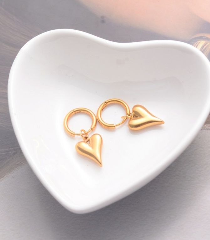 Aretes corazon dorado