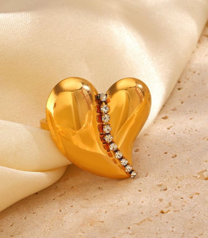 Anillo corazon con zirconias