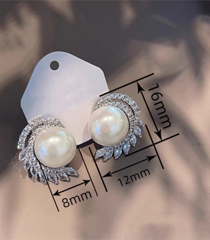 Aretes diamond pearl