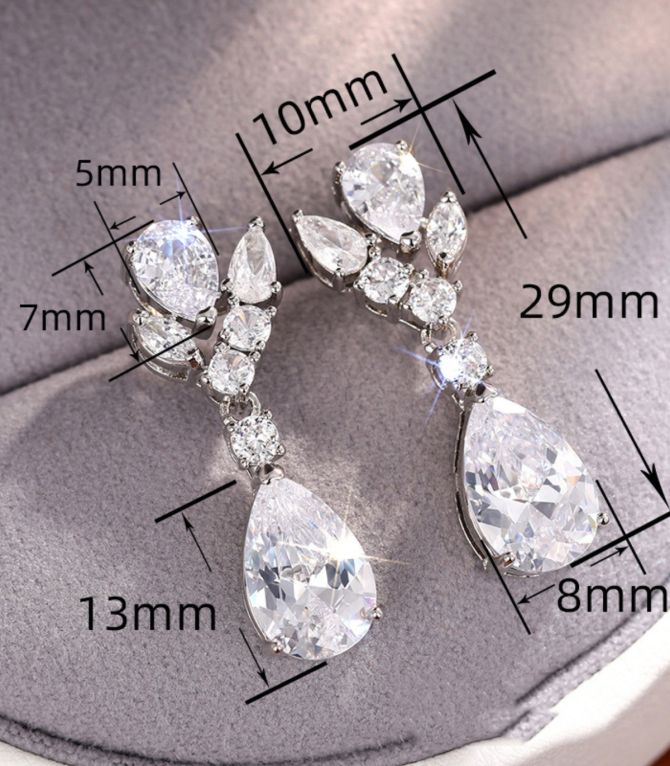 Aretes white diamond teardrop