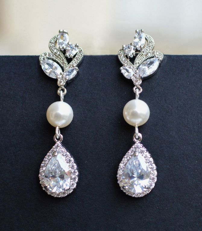 Aretes diamond teardrop