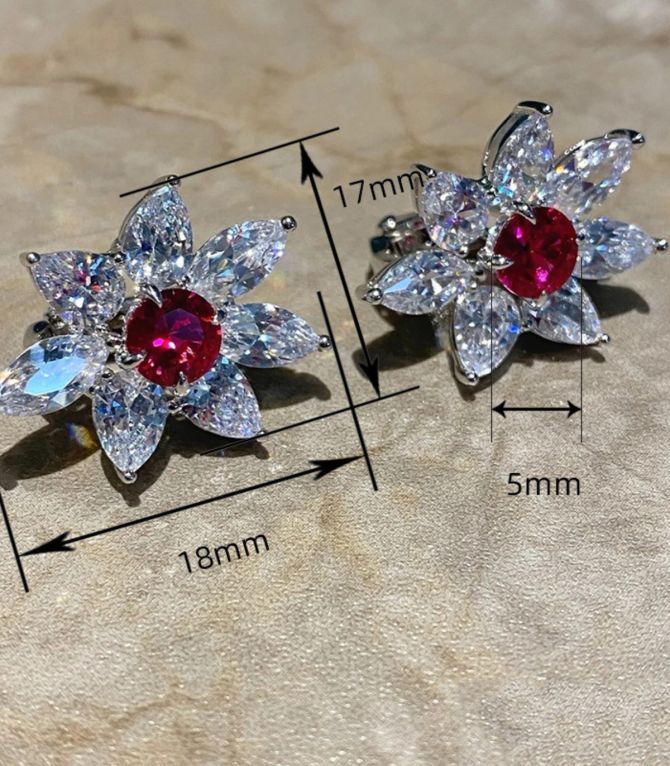 Aretes diamond petal