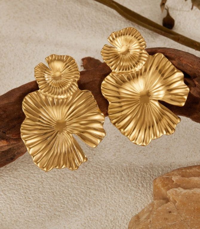 Aretes lotus leaf