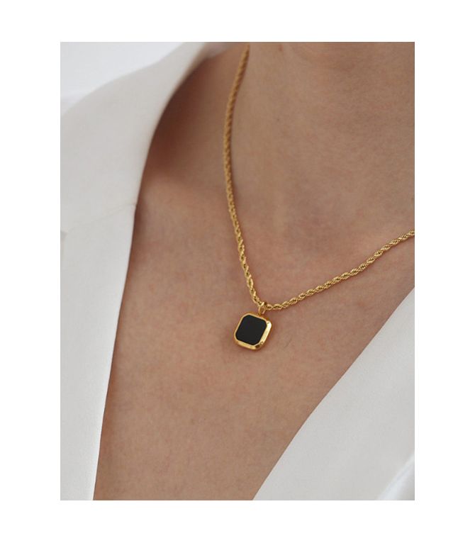 Collar square black onyx