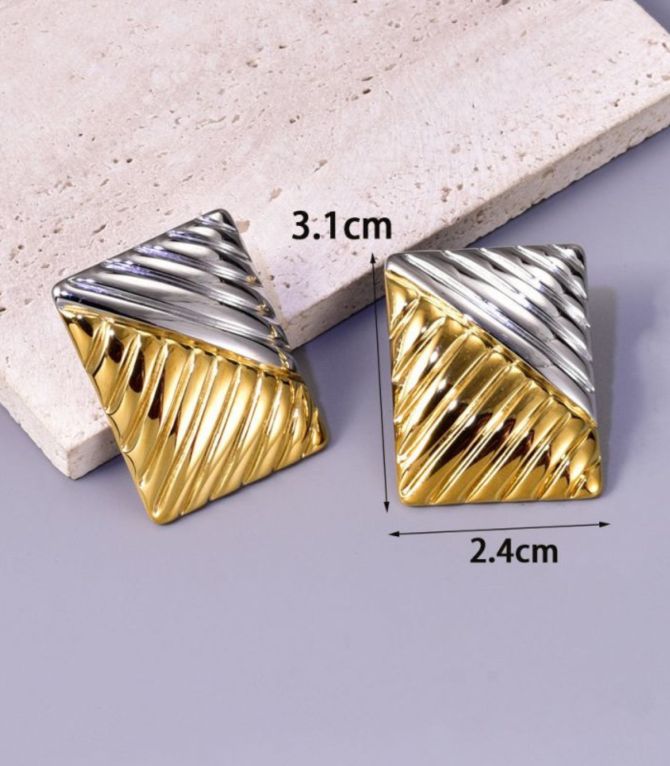 Aretes contrast square