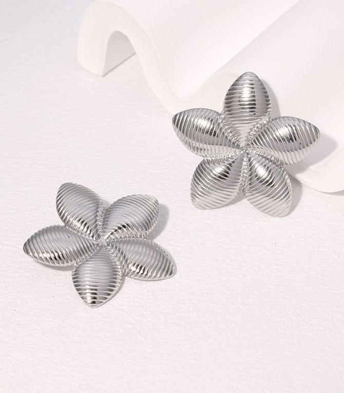 Aretes silver flower