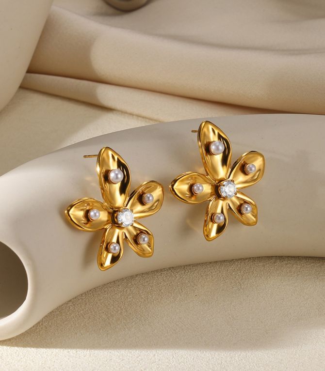 Aretes pearl flower