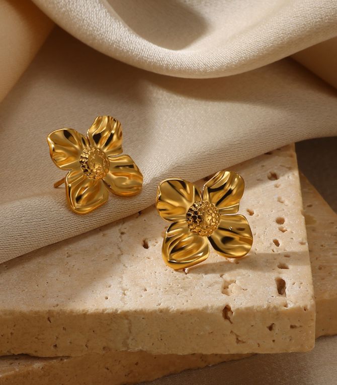 Aretes flower 2
