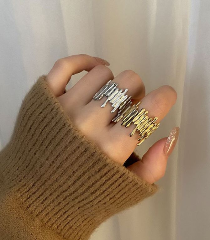 Anillo plata irregular